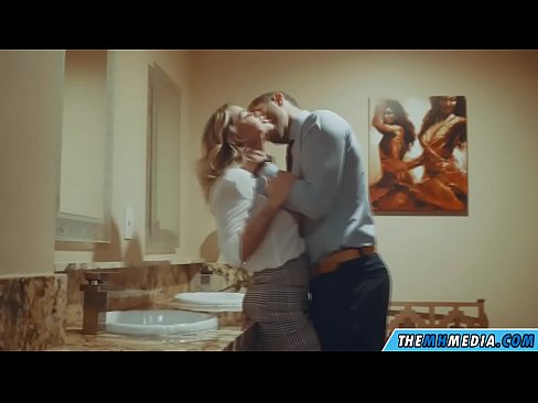 ❤️ Wanneer een rondborstige blondine je verleidt in een openbaar toilet ❌ Fucking at porn nl.3dhentaix.ru ❌